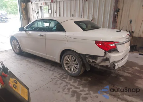 2013 Chrysler 200 Limited из США, поврежденный, VIN 1C3BCBFG7DN724507